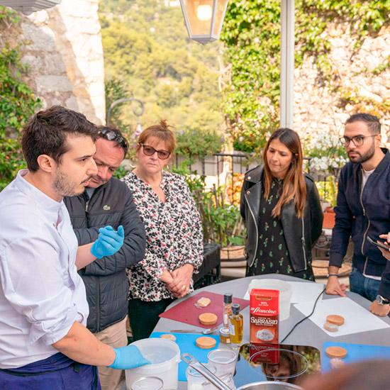 Lorem ipsum dolor sit amer